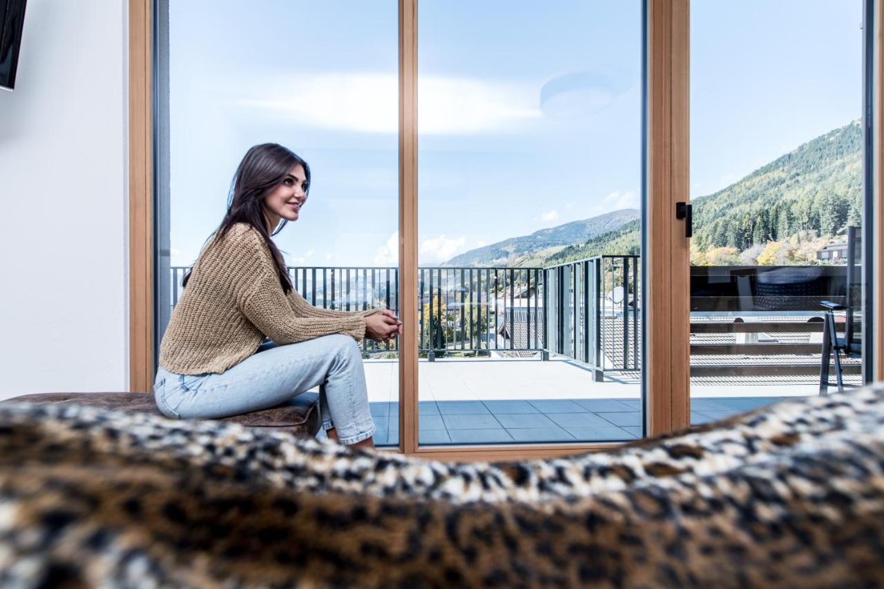 Hotel Kristall Falzes Esterno foto
