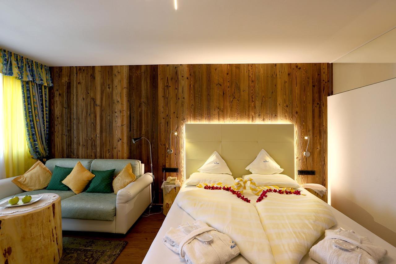 Hotel Kristall Falzes Esterno foto