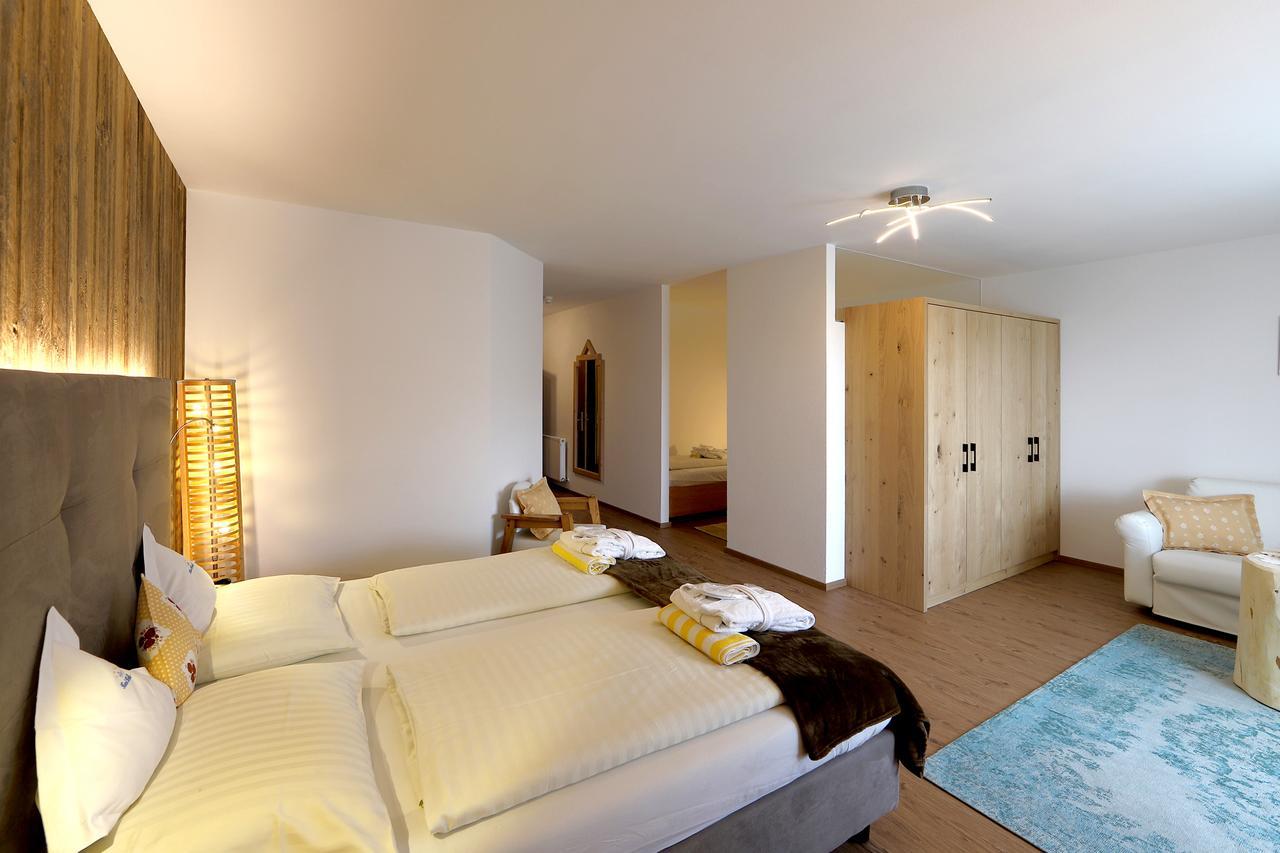 Hotel Kristall Falzes Esterno foto