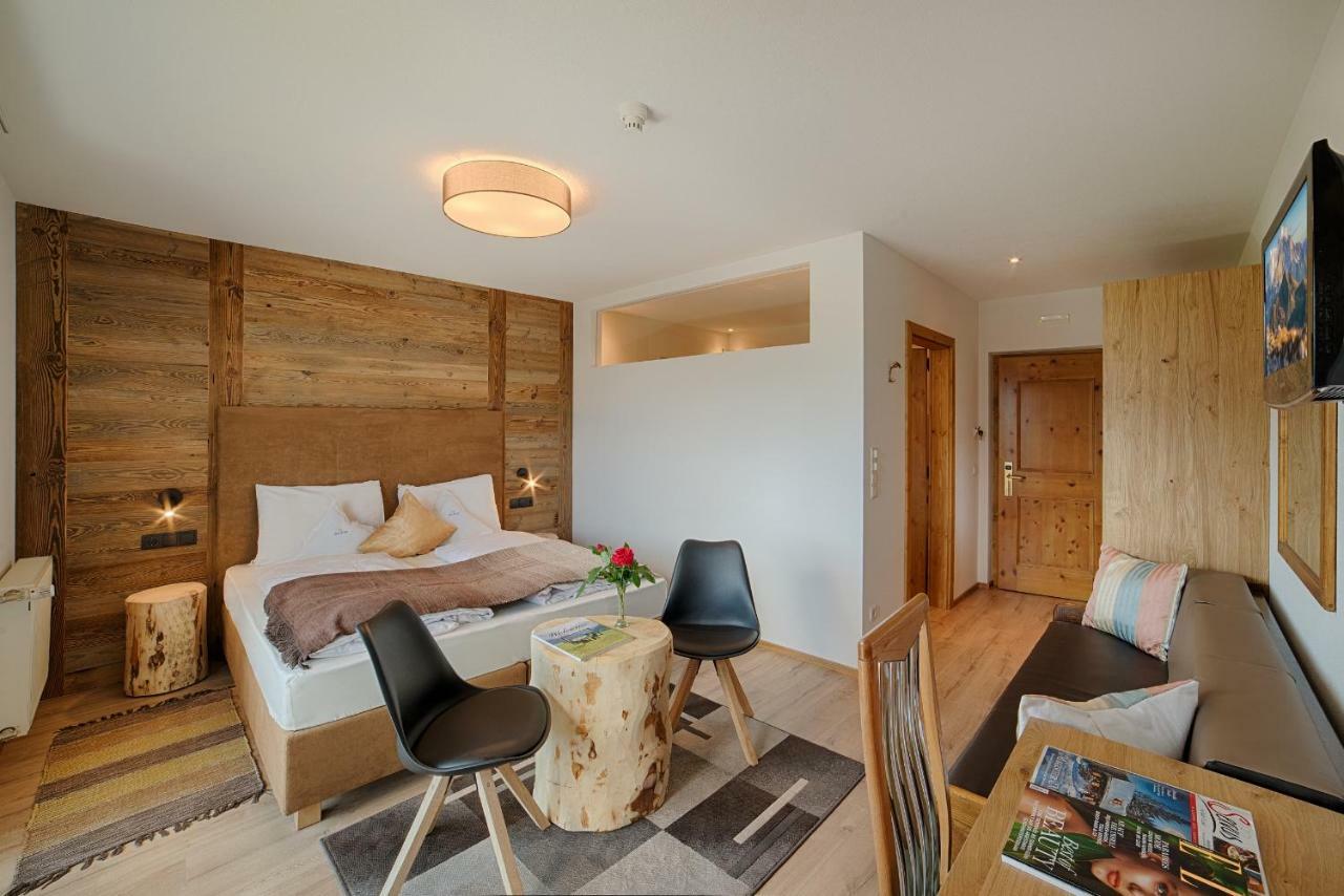 Hotel Kristall Falzes Esterno foto