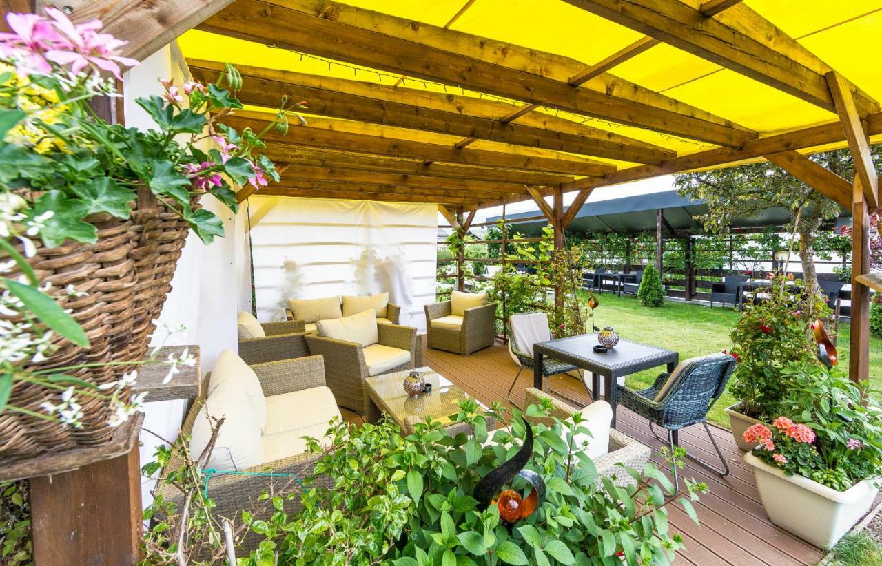 Hotel Kristall Falzes Esterno foto